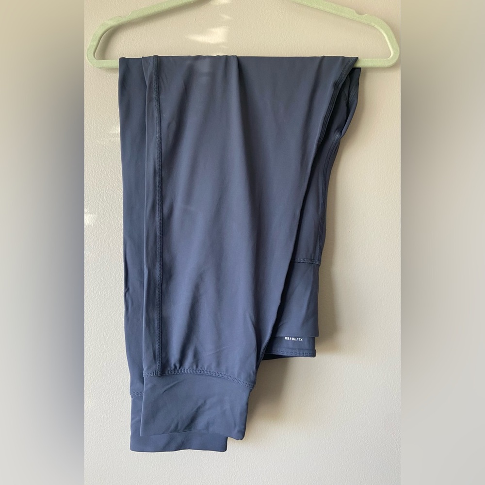 Under Armour/ Women’s Athletic Joggers/Size XL